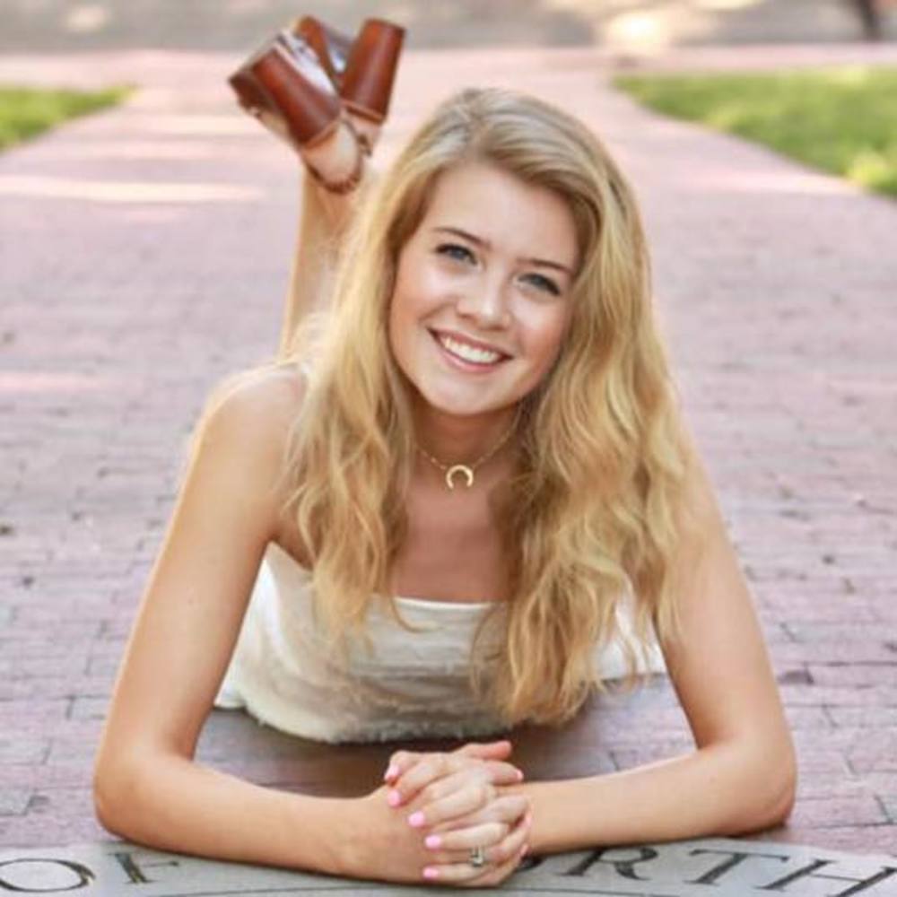 Meet your Posher, Emily
